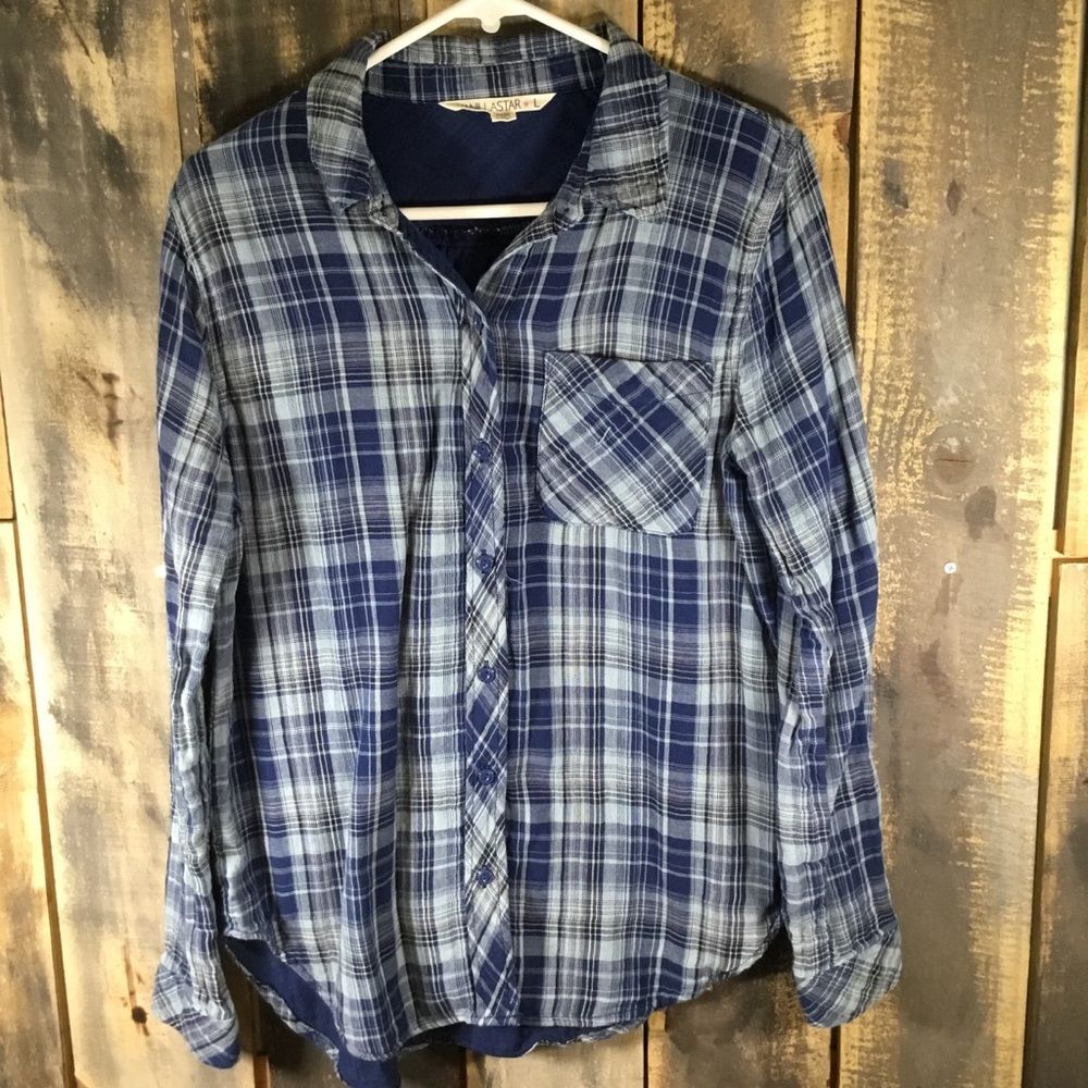 Vanilla Star long sleeve button down gauzy shirt women’s size large